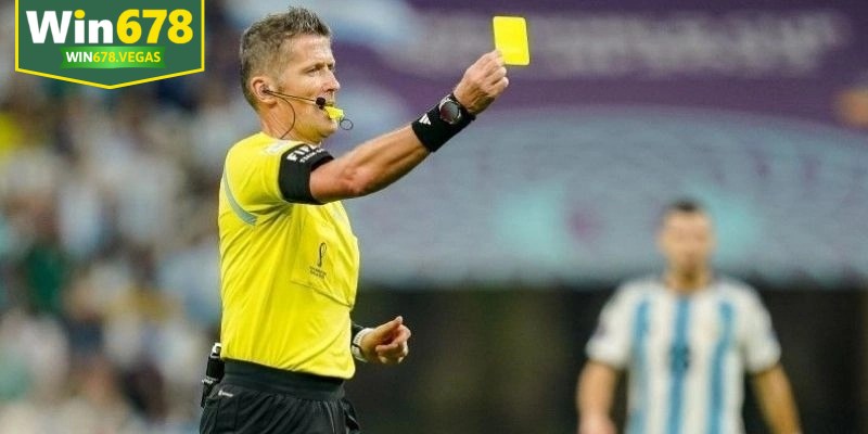 Chọn trận đấu hợp lý là một trong những mẹo để biết cách soi kèo thẻ phạt là gì